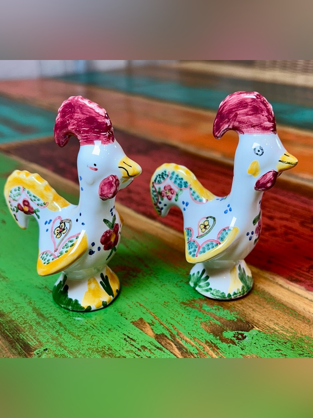 Vintage Portuguese Good Luck Rooster Figurines Hand Painted Pair Signed - Picture 3 of 11